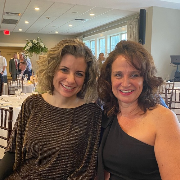 Meet your Posher, Kelly - Picture 1 of 2